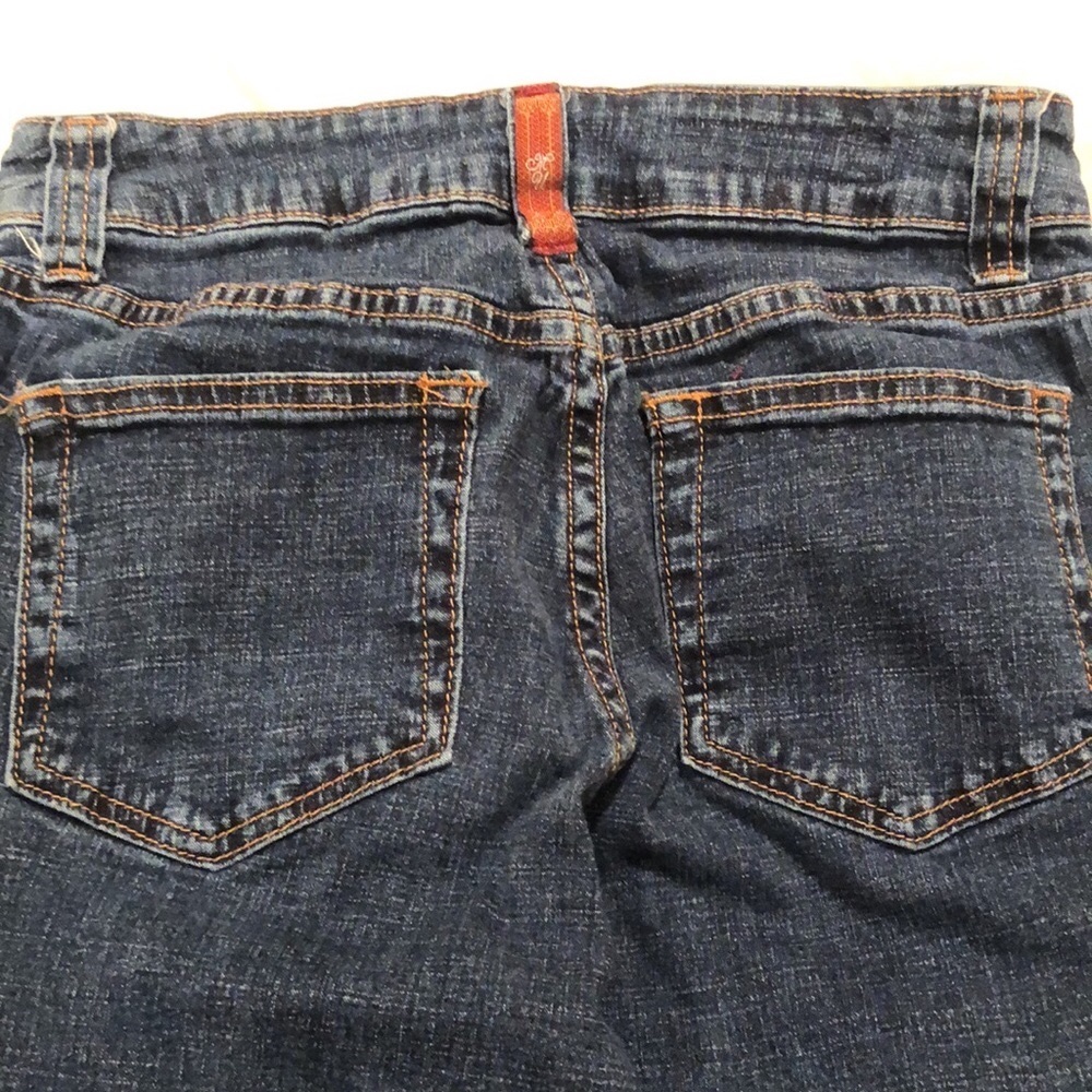 Capri jeans! PreLoved! Excellent condition! size 4! rhinestone slit trim! - Picture 9 of 16